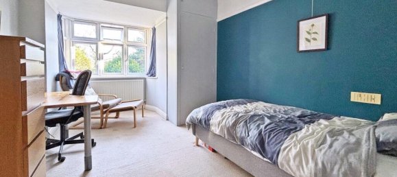 5 Schlafzimmer Haus in Park Langley, United Kingdom, Nr. 1114 12