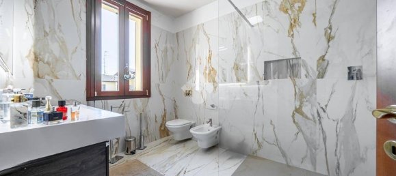 5 Schlafzimmer Villa in Fabbrico, Italy, Nr. 70572 22