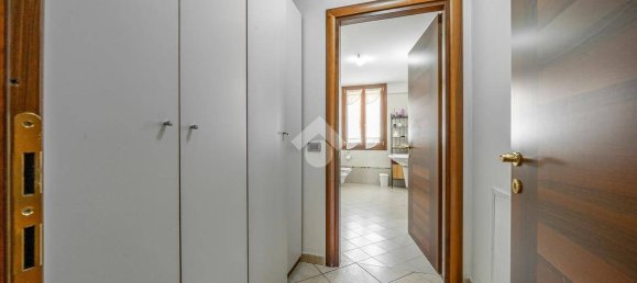 5 Schlafzimmer Villa in Fabbrico, Italy, Nr. 70572 14