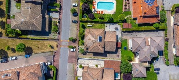 5 Schlafzimmer Villa in Fabbrico, Italy, Nr. 70572 42