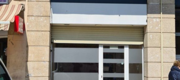 150m² Commercial property in Lleida, Spain No. 184600 8