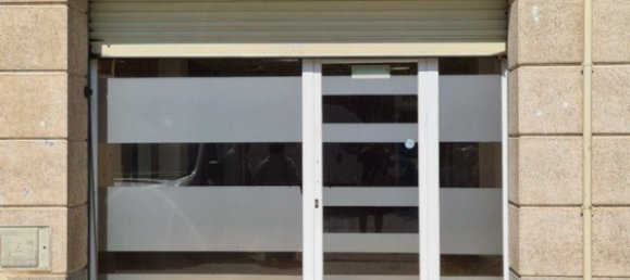 150m² Commercial property in Lleida, Spain No. 184600 6