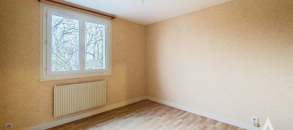 Apartamento de 2 dormitorios en Gien, France No. 45733 8