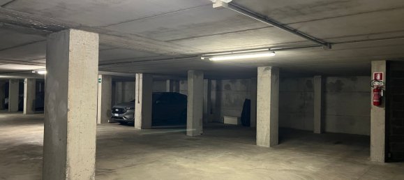 Garaje en Darfo Boario Terme, Italy 18 m² No. 85688 4