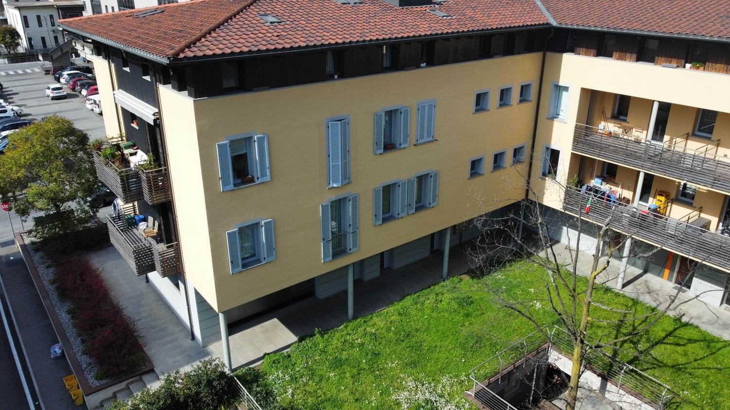 Garaje en Darfo Boario Terme, Italy 18 m² No. 85688