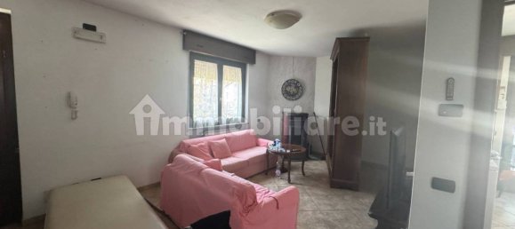 3 Schlafzimmer Wohnung in Gavirate, Italy, Nr. 265514 18