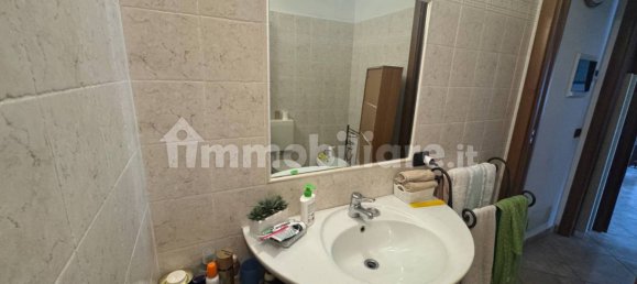 3 Schlafzimmer Wohnung in Gavirate, Italy, Nr. 265514 28