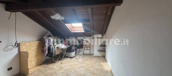 3 Schlafzimmer Wohnung in Gavirate, Italy, Nr. 265514 37