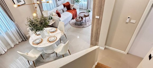 4 bedrooms Villa in Pattaya, Thailand No. 26557 6