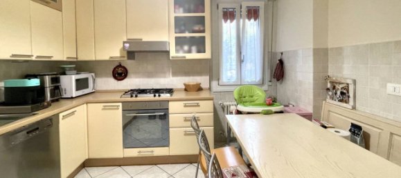 2 chambres Appartement à Scanzorosciate, Italy No. 331245 5