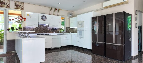 3 chambres Maison à Bang Lamung, Thailand No. 60014 19