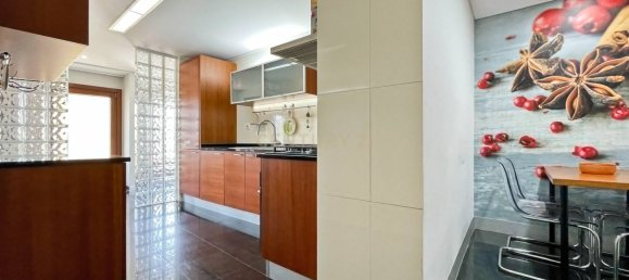 Квартира с 4 спальнями в Одивелаш, Португалия № 135787 22