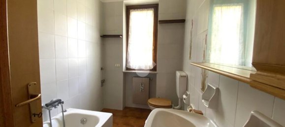 3 bedrooms Apartment in Parre, Italy No. 359985 13