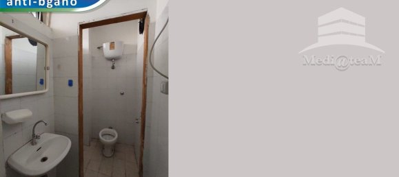 76m² Commercial property in Rome, Italy No. 111054 4