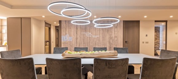 5 bedrooms Apartment in Marbella, Spain No. 141777 16