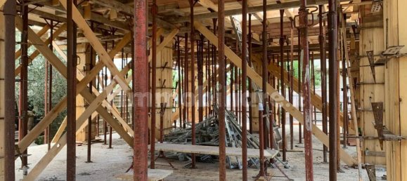 2 bedrooms Villa in Rome, Italy No. 11850 12