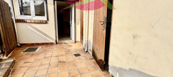 Casa de 2 dormitorios en Le Petit-Quevilly, France No. 357539 10