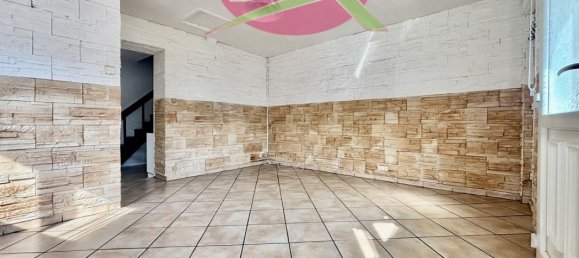 Casa de 2 dormitorios en Le Petit-Quevilly, France No. 357539 4