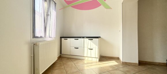 Casa de 2 dormitorios en Le Petit-Quevilly, France No. 357539 3