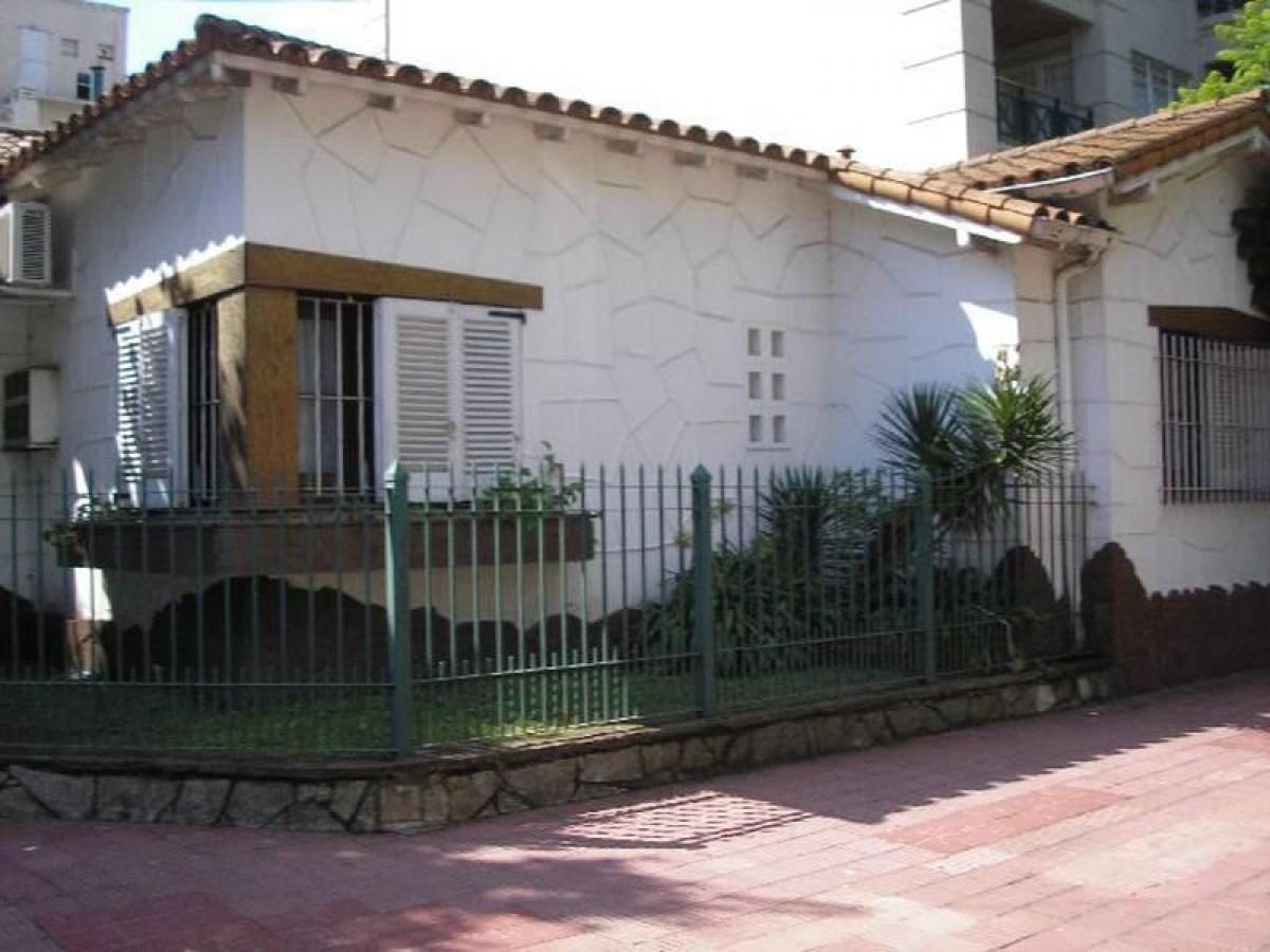3 bedrooms House in Lomas de Zamora, Argentina No. 66115