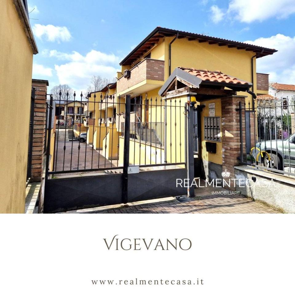 4غرفة منزل في Vigevano, Italy رقم 63486