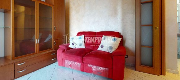 2 rooms Apartment in Turin, Italy No. 276022 6