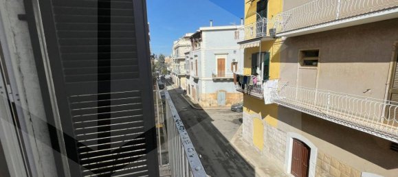 Casa de 2 divisões em Corato, Italy N.º 27283 8