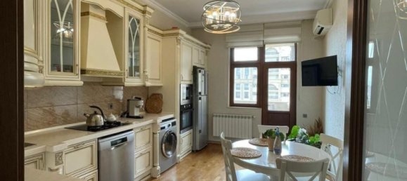 3 bedrooms Apartment in Sabail, Azerbaijan No. 1462 7