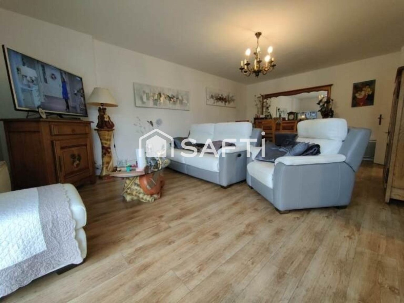 2 bedrooms Apartment in Valenciennes, France No. 217679