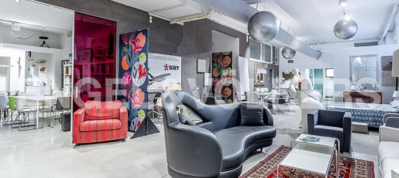 5 rooms Commercial property in Rome, Italy No. 68624 2