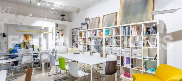 5 rooms Commercial property in Rome, Italy No. 68624 10