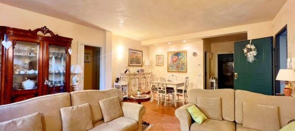 3 Schlafzimmer Villa in Pistoia, Italy, Nr. 219144 9