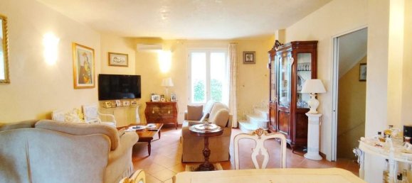 3 Schlafzimmer Villa in Pistoia, Italy, Nr. 219144 6