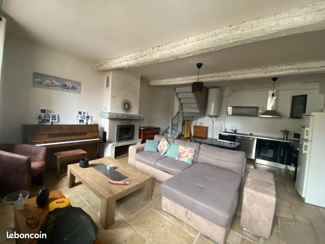 Dúplex de 2 dormitorios en Saint-Paul-en-Foret, France No. 316176