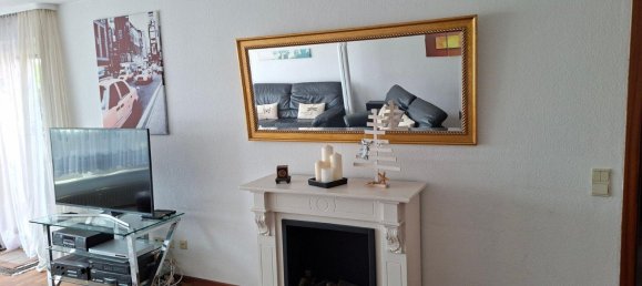 4 rooms Apartment in Duisburg, Germany No. 313117 3