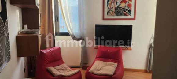 Studio in Cagliari, Italy No. 302123 3