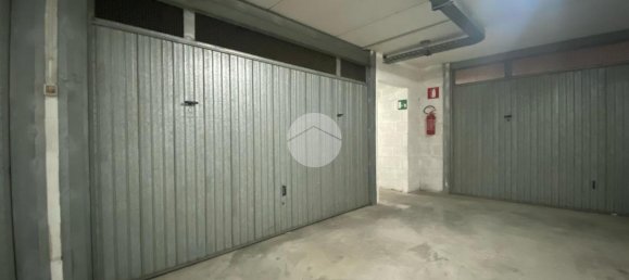 1-Zimmer Garage in Rome, Italy, Nr. 2066 22