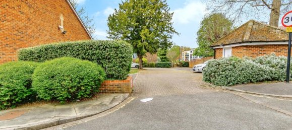 1 bedroom Maisonette in South Croydon, United Kingdom No. 8005 21