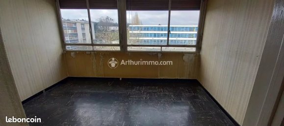 2 Schlafzimmer Wohnung in Sarcelles, France, Nr. 166640 5