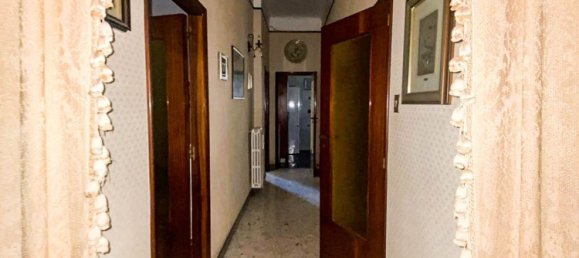3 rooms Apartment in Taranto, Italy No. 195955 11