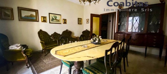 3 rooms Apartment in Taranto, Italy No. 195955 6