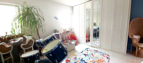 5 bedrooms House in San Giovanni Lupatoto, Italy No. 280674 10