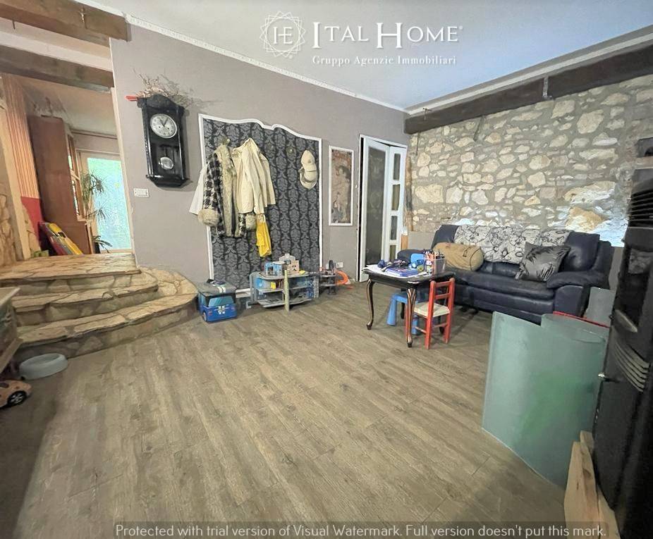 5 bedrooms House in San Giovanni Lupatoto, Italy No. 280674