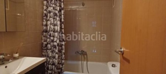 Квартира с 3 спальнями в Сан-Андреу-де-ла-Барка, Испания № 133373 16