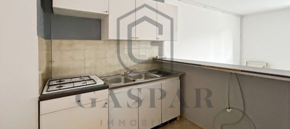 Studio in Evreux, France, Nr. 354873 3