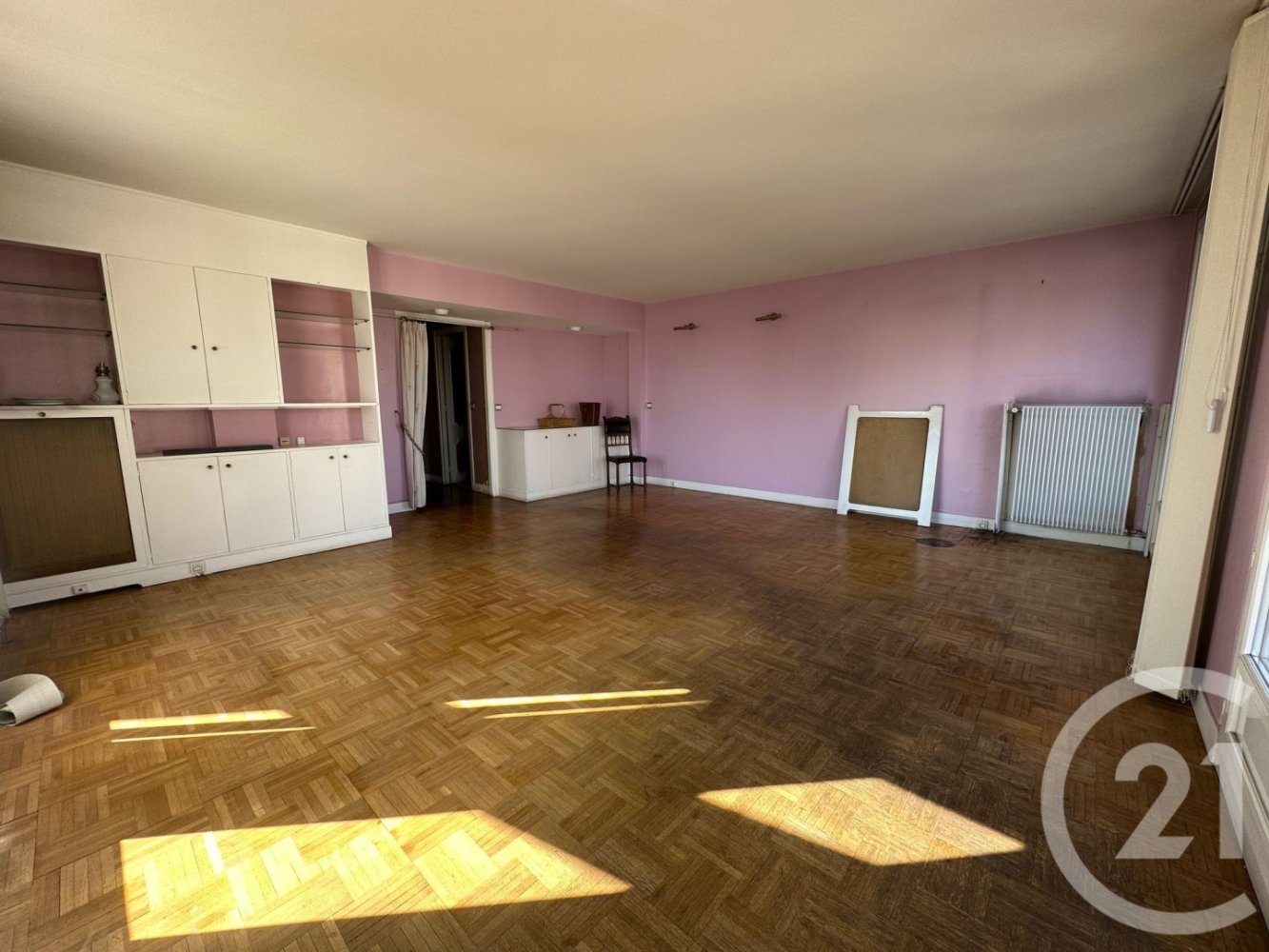 2 Schlafzimmer Wohnung in Vincennes, France, Nr. 165919
