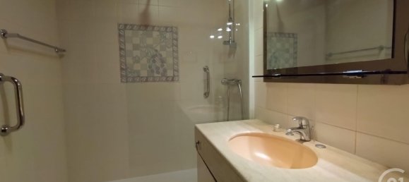 2 Schlafzimmer Wohnung in Vincennes, France, Nr. 165919 4