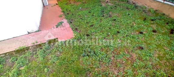 2 bedrooms Apartment in Campi Bisenzio, Italy No. 44970 2