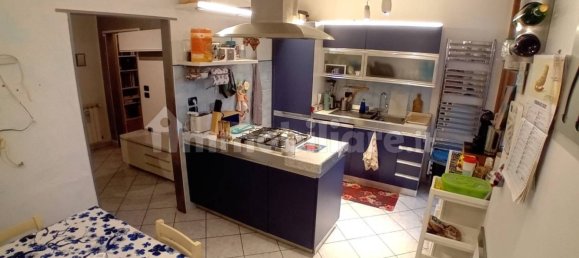 2 bedrooms Apartment in Campi Bisenzio, Italy No. 44970 5
