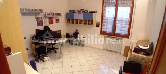 2 bedrooms Apartment in Campi Bisenzio, Italy No. 44970 9